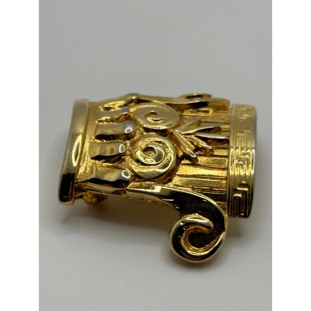 Ugo Correani this listing